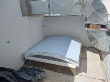 Cobertura em Policarbonato Alveolar Clara Boia