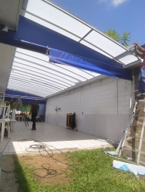 Foto Cobertura em Policarbonato Alveolar Semi Curva Corredor Escola