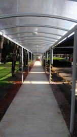 Cobertura em Policarbonato Alveolar Túnel Empresa