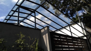 Foto Cobertura em Policarbonato Compacto Duas Águas Garagem