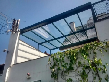 Foto Cobertura em Policarbonato Compacta Fixa Varanda