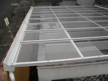 Foto Cobertura em Policarbonato Compacta Reta Garagem