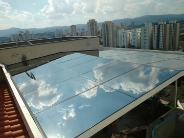 Cobertura em Vidro Laminado Duas Águas Retrátil Apartamento de Cobertura