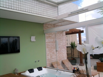 Cobertura em Vidro Laminado Ofurô Varanda