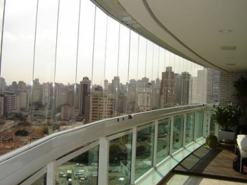 Envidraçamento Sistema Europeu