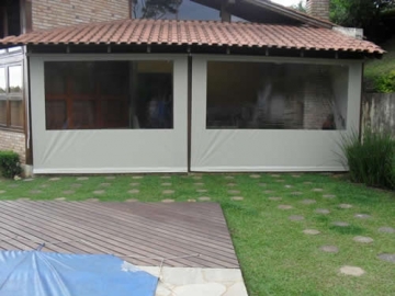 Cobertura em Lona Modelo Cortina