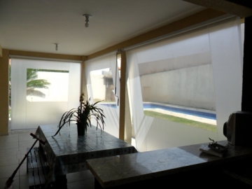 Cobertura em Lona Modelo Cortina