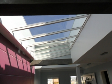 Cobertura em Vidro Laminado Refletivo